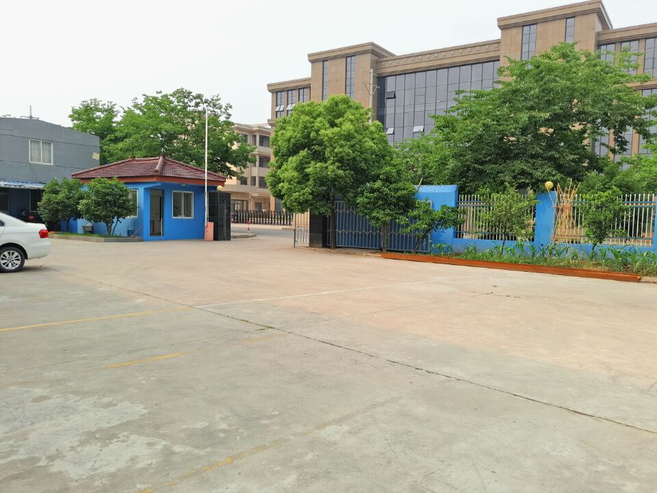 外操場
